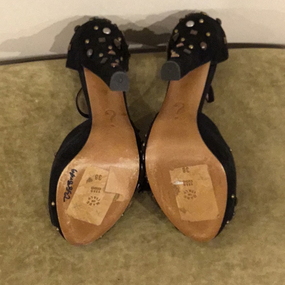 Moschino suede black studded platform heels size 8 - Picture 6 of 6